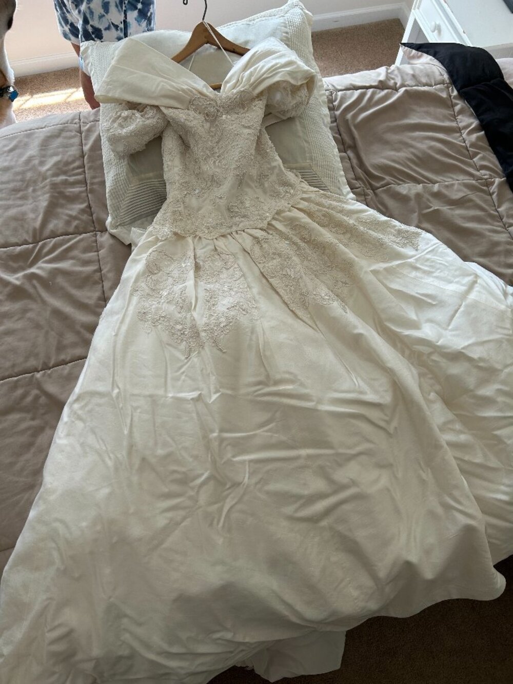 Vintage 1990 Diamond Collection Wedding Dress